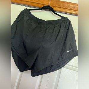 Nike running short